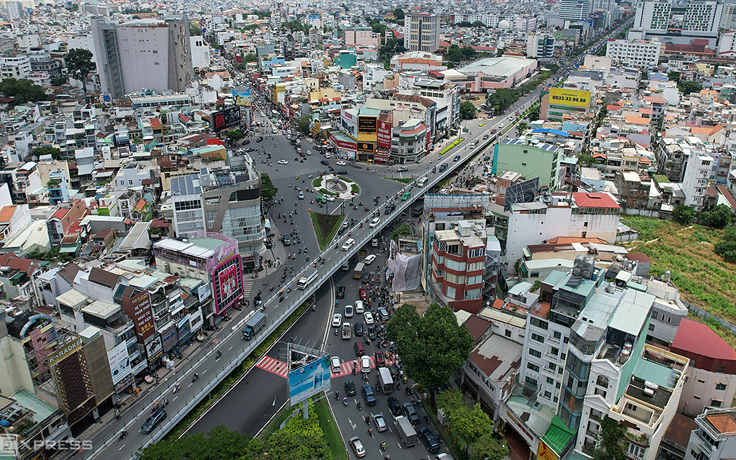 CÁCH ĐIỀU CHỈNH PHONG THỦY KHI NHÀ Ở CẠNH CẦU VƯỢT