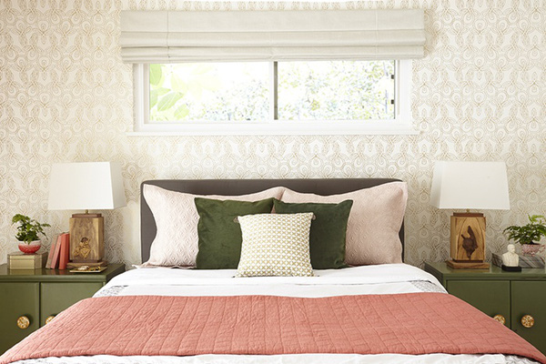 HÔ BIẾN PHÒNG NGỦ GIÀ NUA TRỞ NÊN TRẺ TRUNG VÀ QUYẾN RŨ